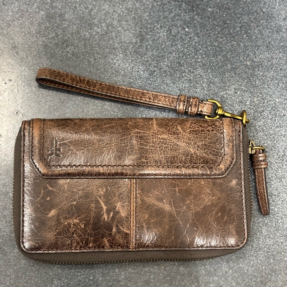 Frye Brown Leather Wristlet Wallet